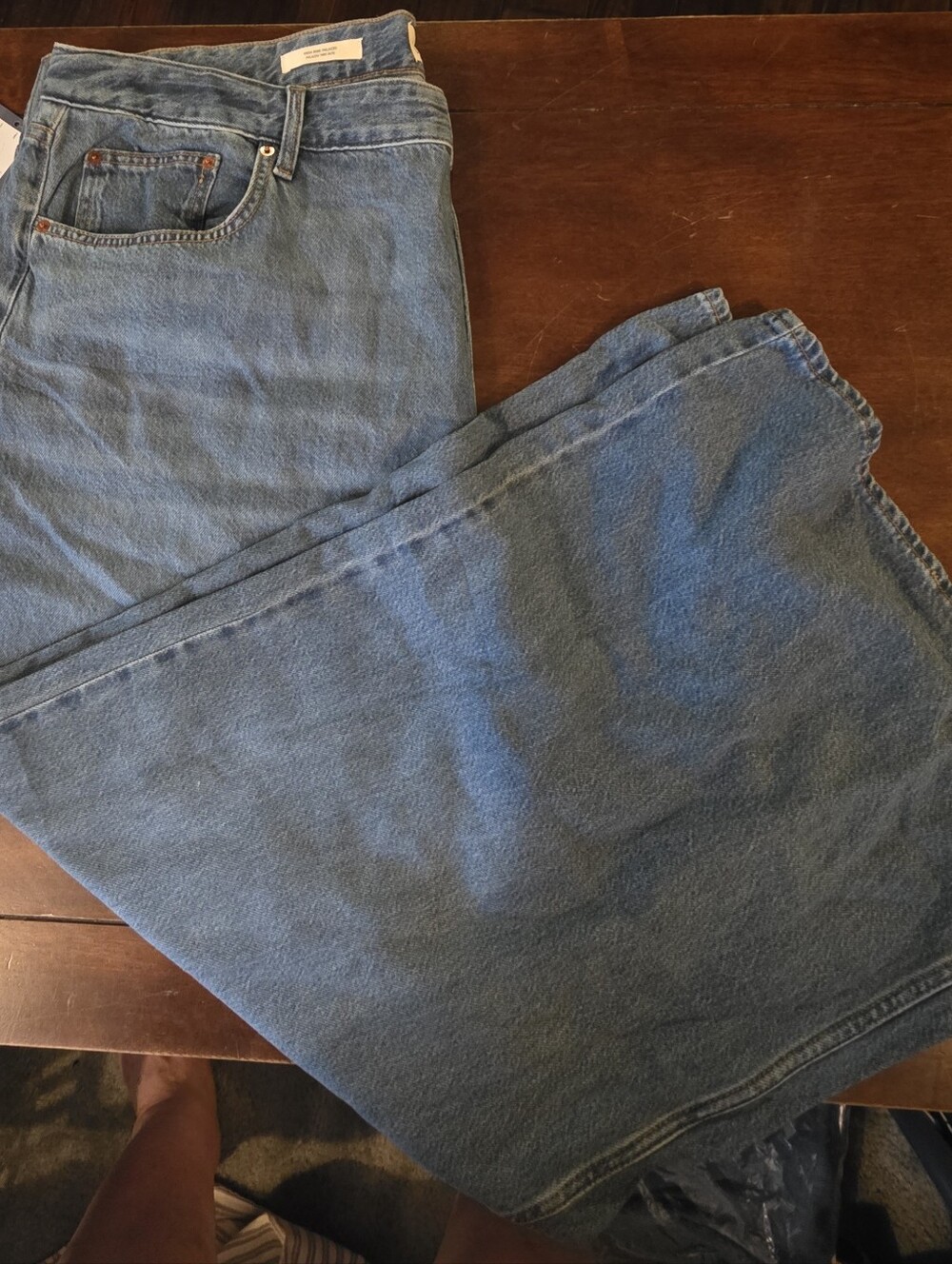 Universal Thread Women's Blue High Rise. Palazzo Leg Jeans